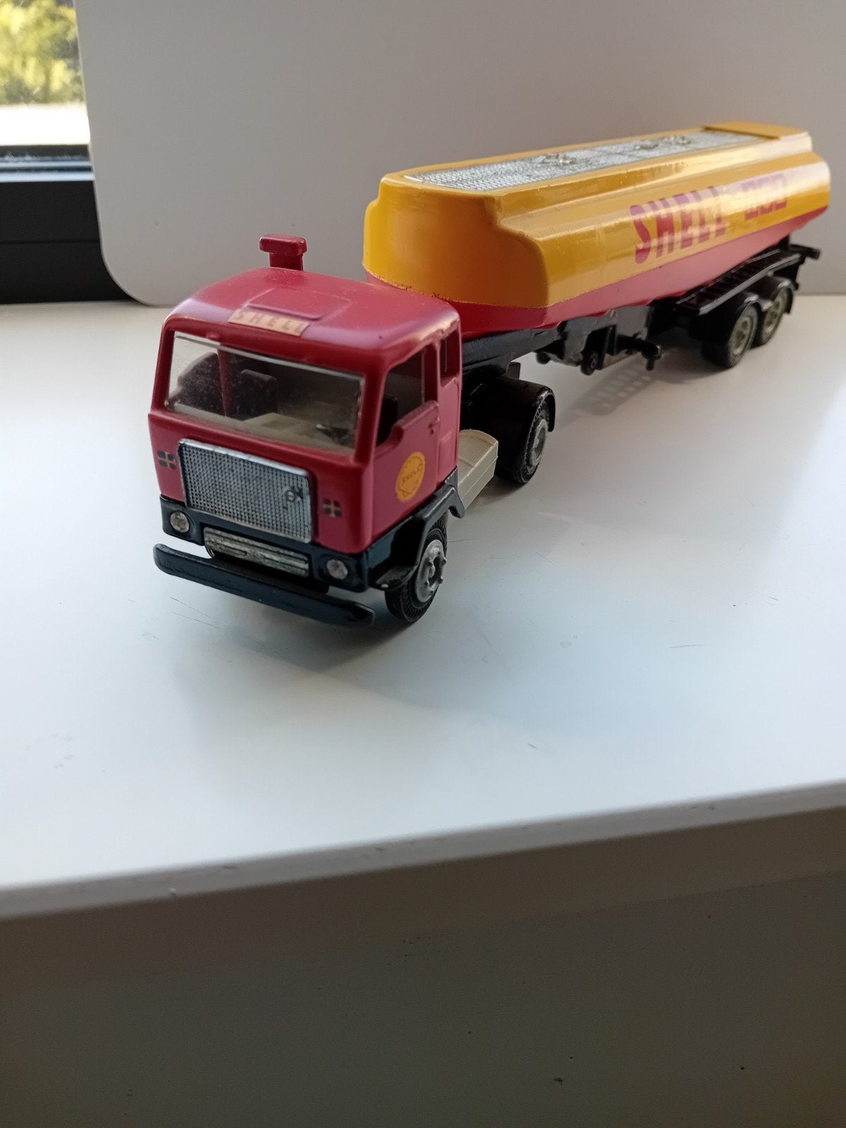 Volvo F88 Shell Tankwagen., Ophalen of Verzenden, Zo goed als nieuw, Bus of Vrachtwagen, Tekno