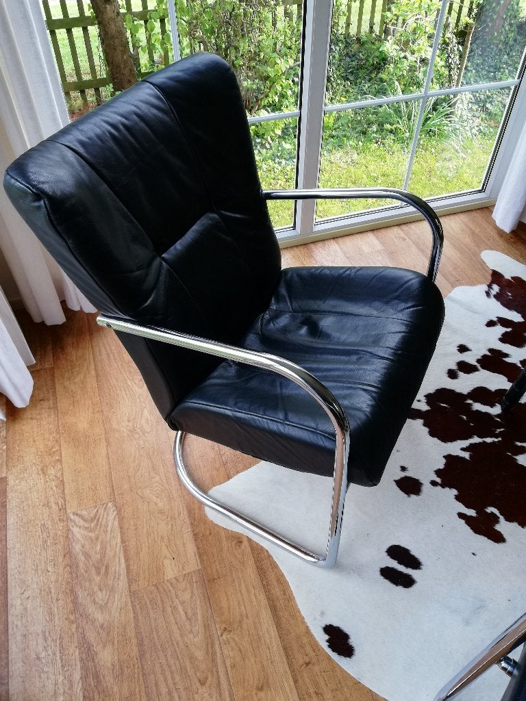 Deense design vintage fauteuil zwart leer, chroom KEBE