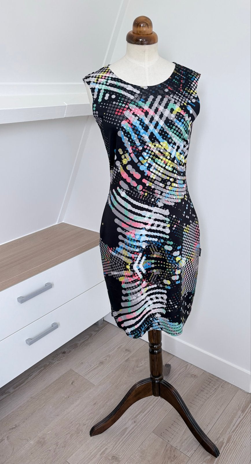 Eroke Reversible Jurk Maat S - Ideaal voor Vakantie, Overige kleuren, Ophalen of Verzenden, Zo goed als nieuw, Knielengte