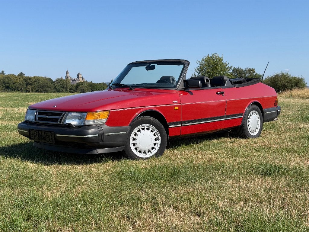 Saab 900i Cabriolet uit 1989 met 5-bak, van de 1e eigenaar, Auto's, Voorwielaandrijving, Zwart, 4 cilinders, Cabriolet