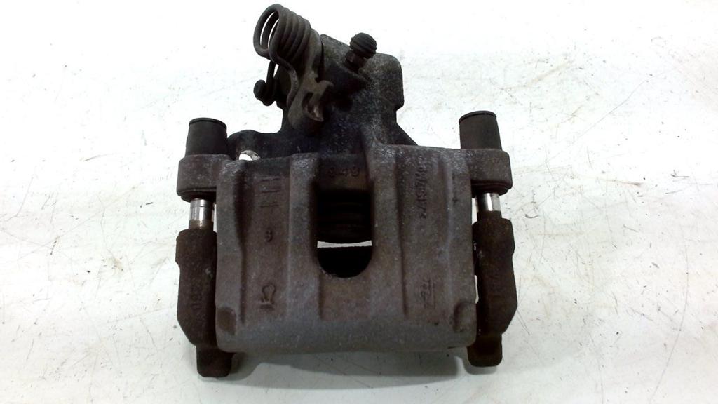 Remklauw links achter Volvo C70, Onderdelen@venauto.nl, Van der Ven Autorecycling B.V., Gebruikt, Ettenseweg 76, 4706 PB Roosendaal, The Netherlands