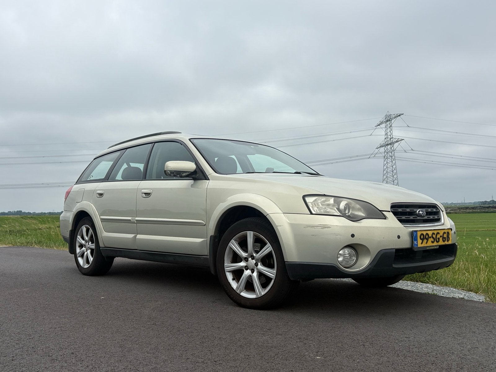 Subaru Legacy 2.5 Outback AUT AWD  LPG
