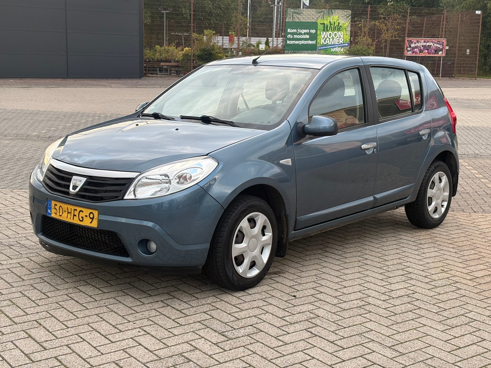 Dacia Sandero 1.4 MPI 2008 APK 09/2027, Voorwielaandrijving, 1011 kg, 4 cilinders, Blauw