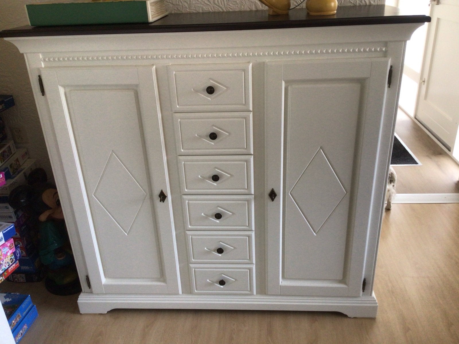 Witte eiken kast met donker geolied blad, Huis en Inrichting, Kasten | Dressoirs, Ophalen, Gebruikt, 100 tot 150 cm, Eikenhout