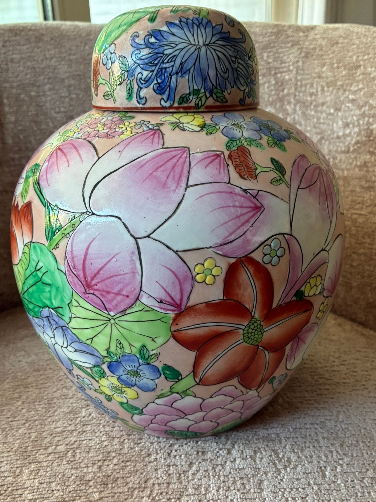 Grote Chinese gemberpot fam. Rose “ duizend bloemen”, Ophalen