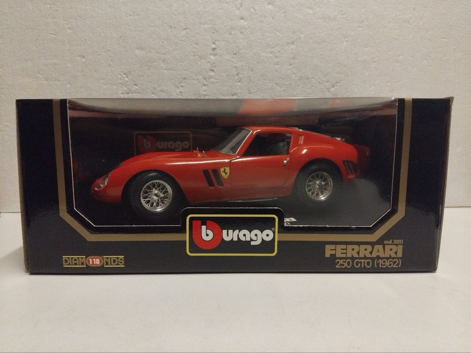 Ferrari 250 GTO rood 1962 Bburago metal 1:18 KRD, Ophalen of Verzenden, Zo goed als nieuw, Auto, Bburago