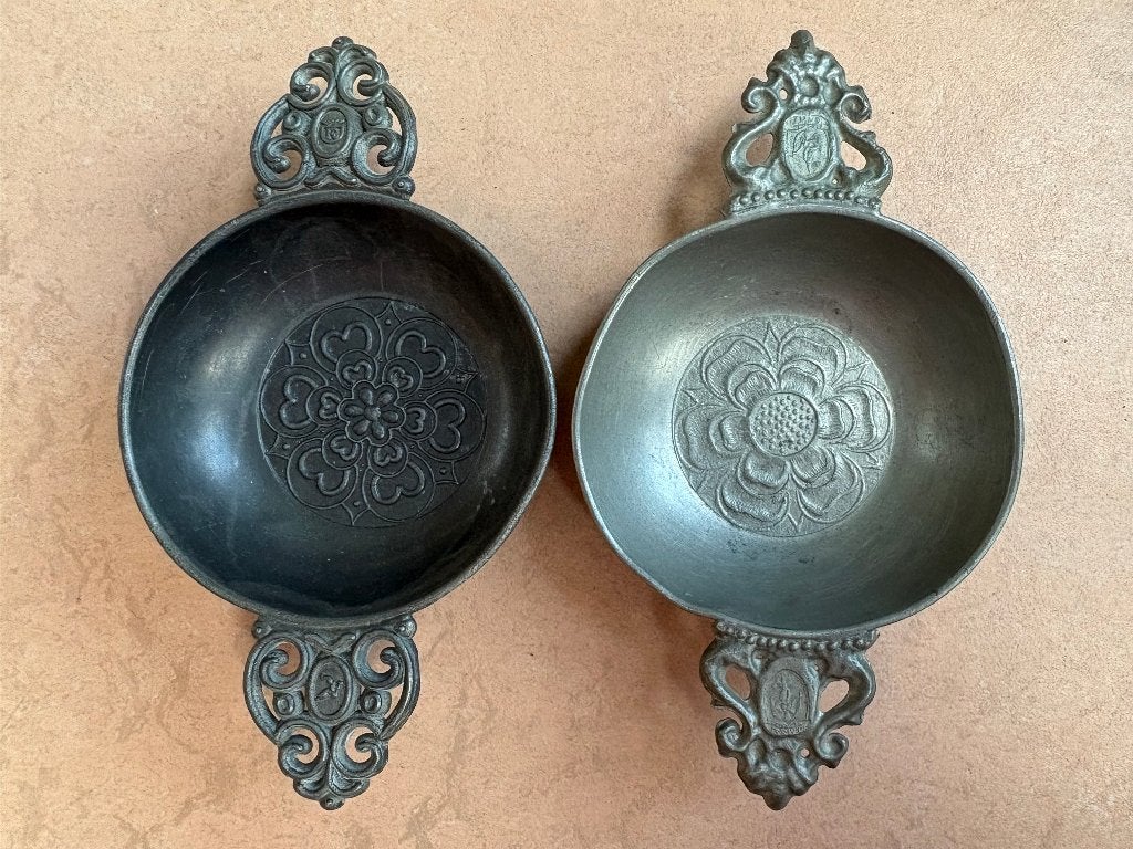 Twee brandewijnschaaltjes, tin, Antiek en Kunst, Ophalen of Verzenden