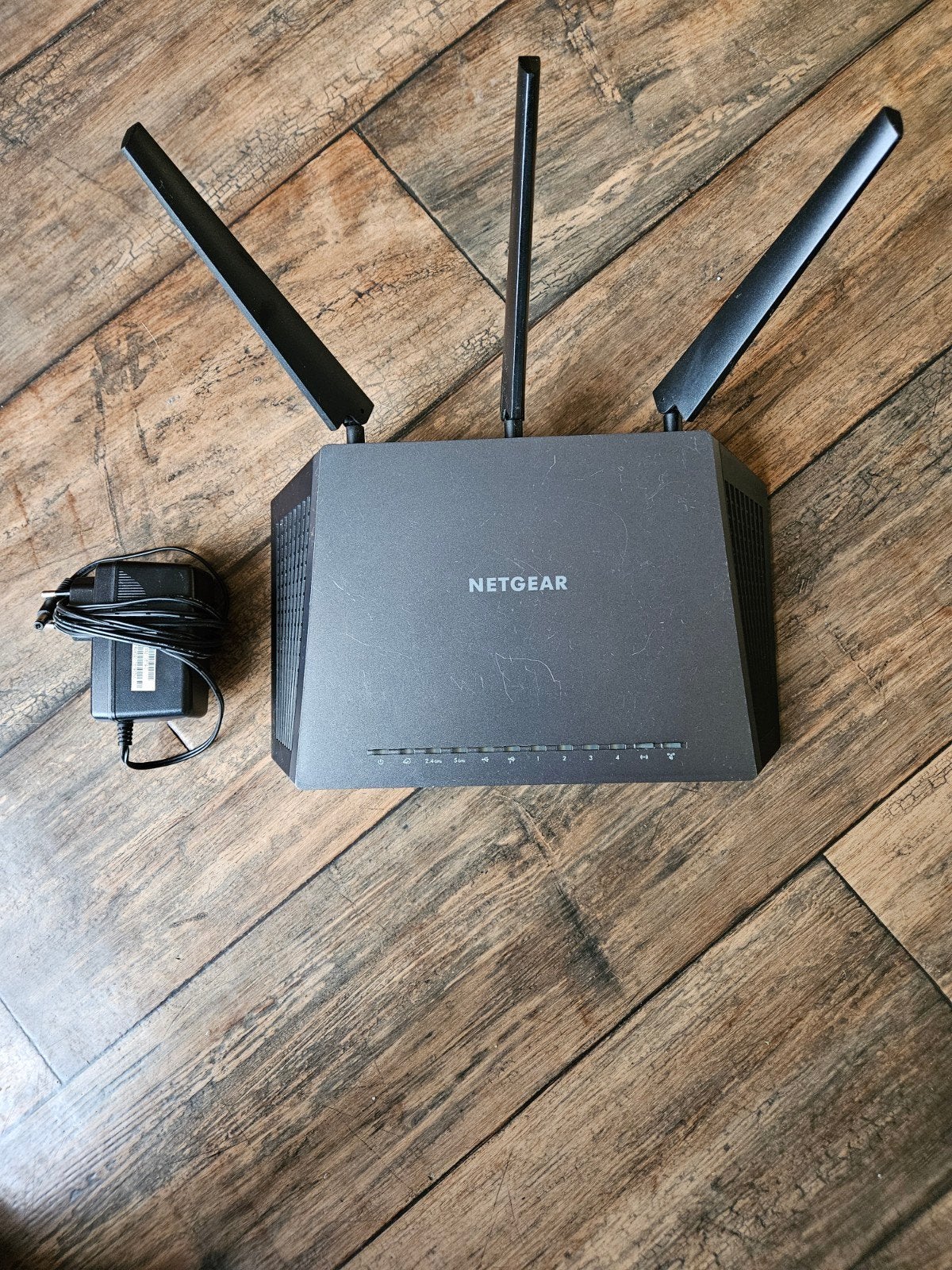 Netgear Nighthawk R7000 Router met adapter, Ophalen of Verzenden, Gebruikt, Router, Netgear