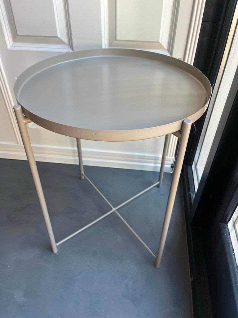 IKEA GLADOM Bijzettafel metal grijs, Minder dan 55 cm, Gebruikt, Metaal of Aluminium, Rond