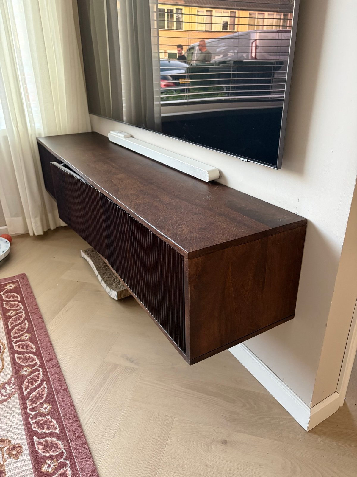 Lumz Indigo Zwevend TV-meubel - B160 x D33 x H29, Ophalen, 150 tot 200 cm, Zo goed als nieuw, Minder dan 100 cm