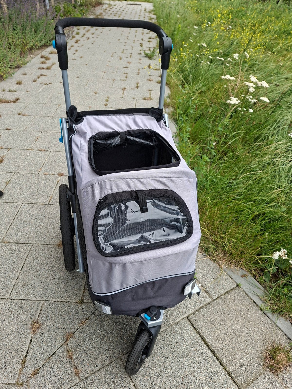 Opvouwbare hondenkar / fietskar - Zo goed als nieuw, Ophalen, Opvouwbaar, 20 tot 40 kg, Zo goed als nieuw