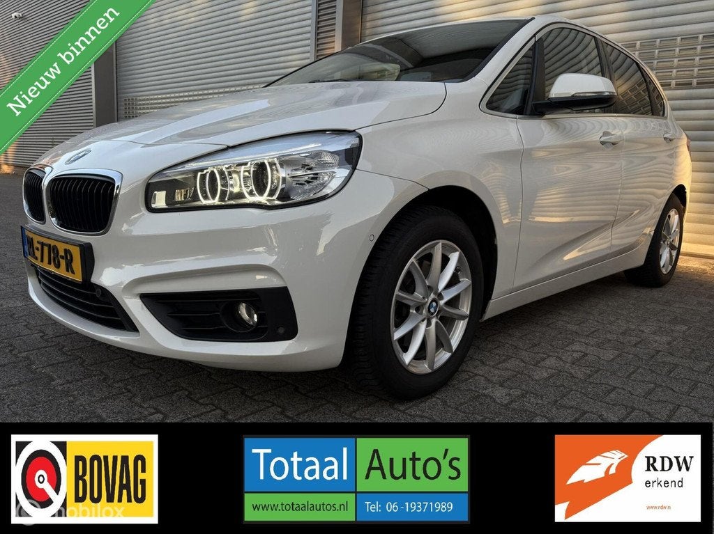 BMW 2-serie Active Tourer 218i High Executive*Cruise*Navi*, Auto's, BMW, 1345 kg, 136 pk, Gebruikt, Euro 6