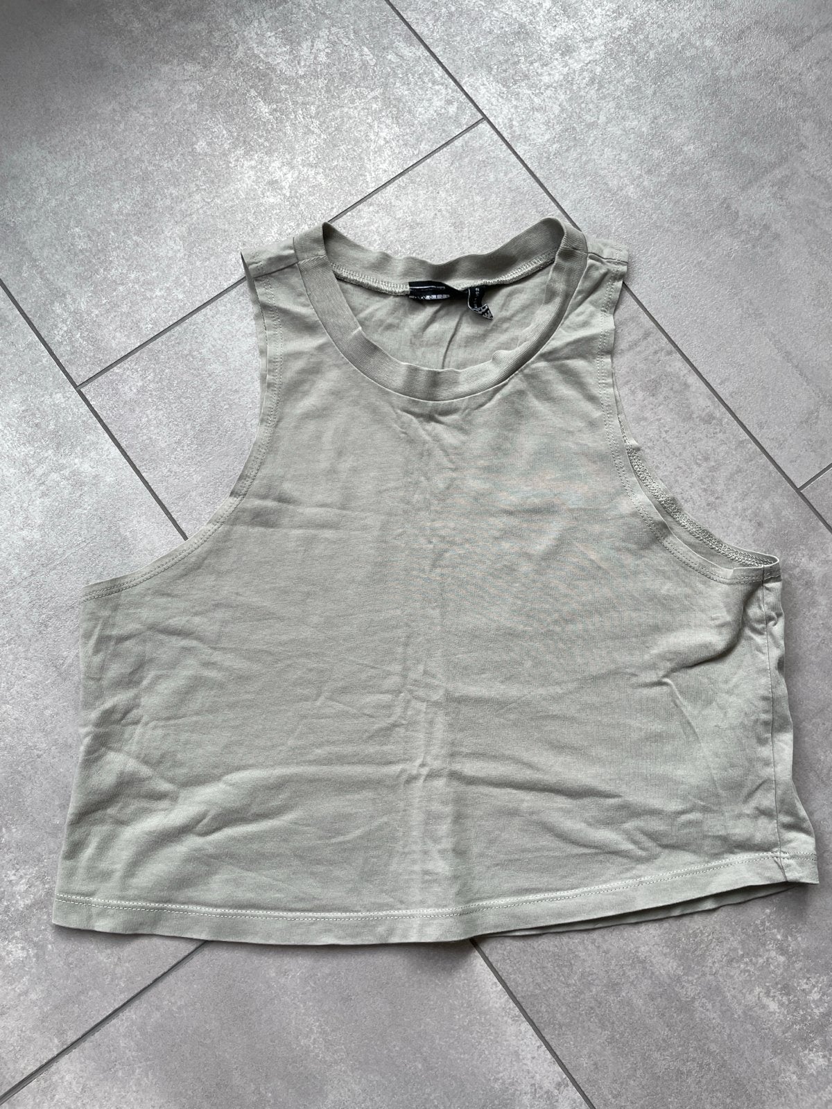 ASOS DESIGN Cropped Top - Maat 34 (XS), Ophalen of Verzenden, Zo goed als nieuw, Zonder mouw, Maat 34 (XS) of kleiner