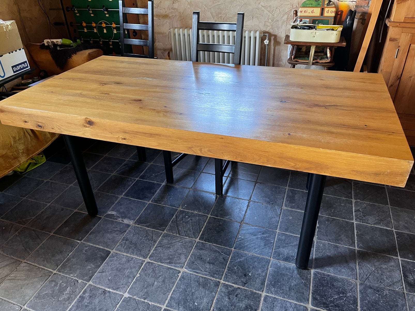 Grote tafel, evt met 4,6 of 8 zwarte stoelen. T.E.A.B., Ophalen, Gebruikt, 50 tot 100 cm, 150 tot 200 cm
