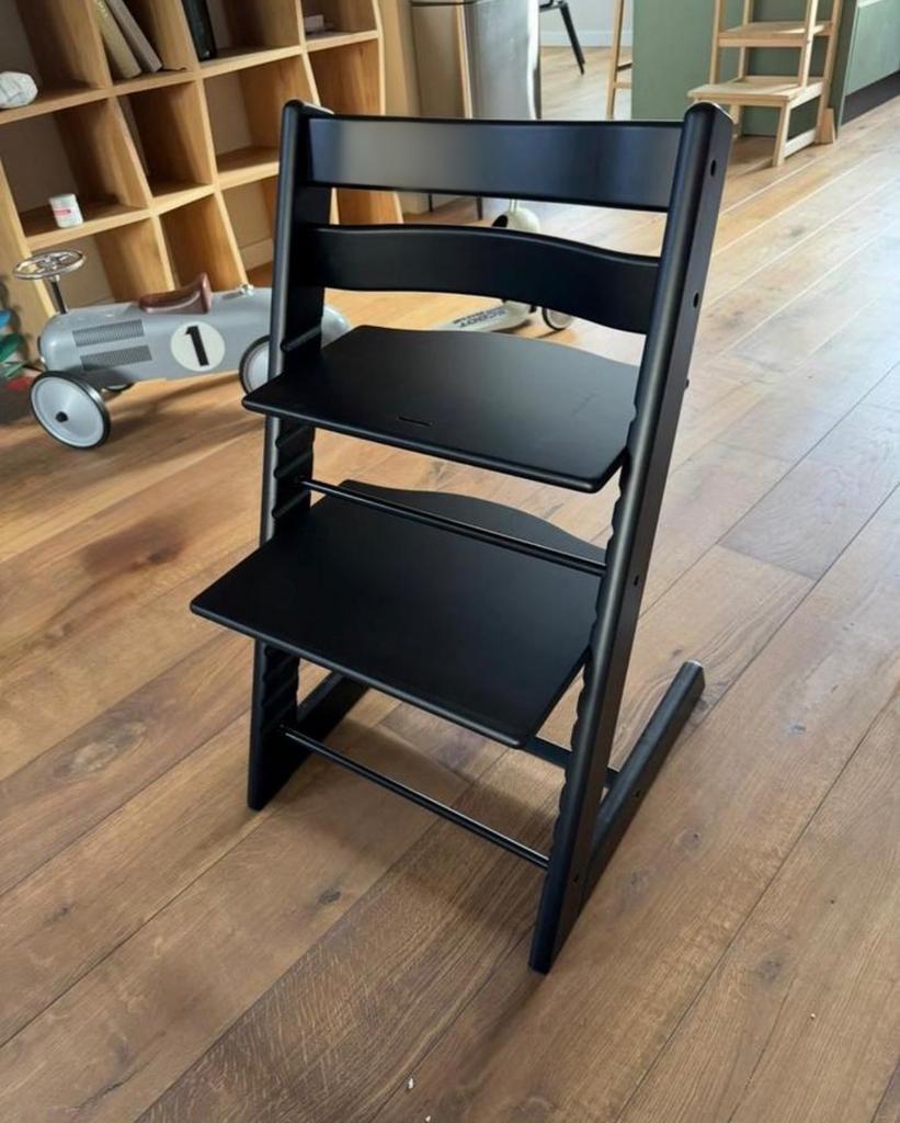 Kinderstoel Zwart, Kinderen en Baby's, Kinderstoelen, Ophalen of Verzenden, Nieuw, Meegroeistoel