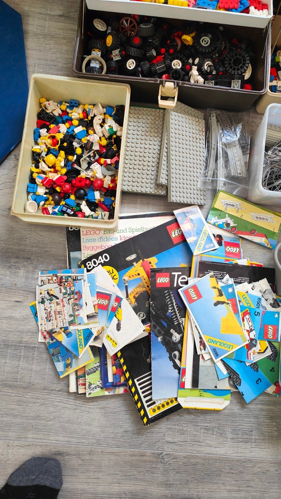 Foto 8 van Grote verzameling Lego met sorteerbakken