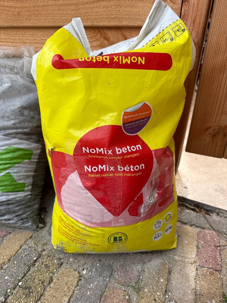 No mix betonmix gratis af te halen 20 kg, Ophalen, Nieuw, Bakstenen