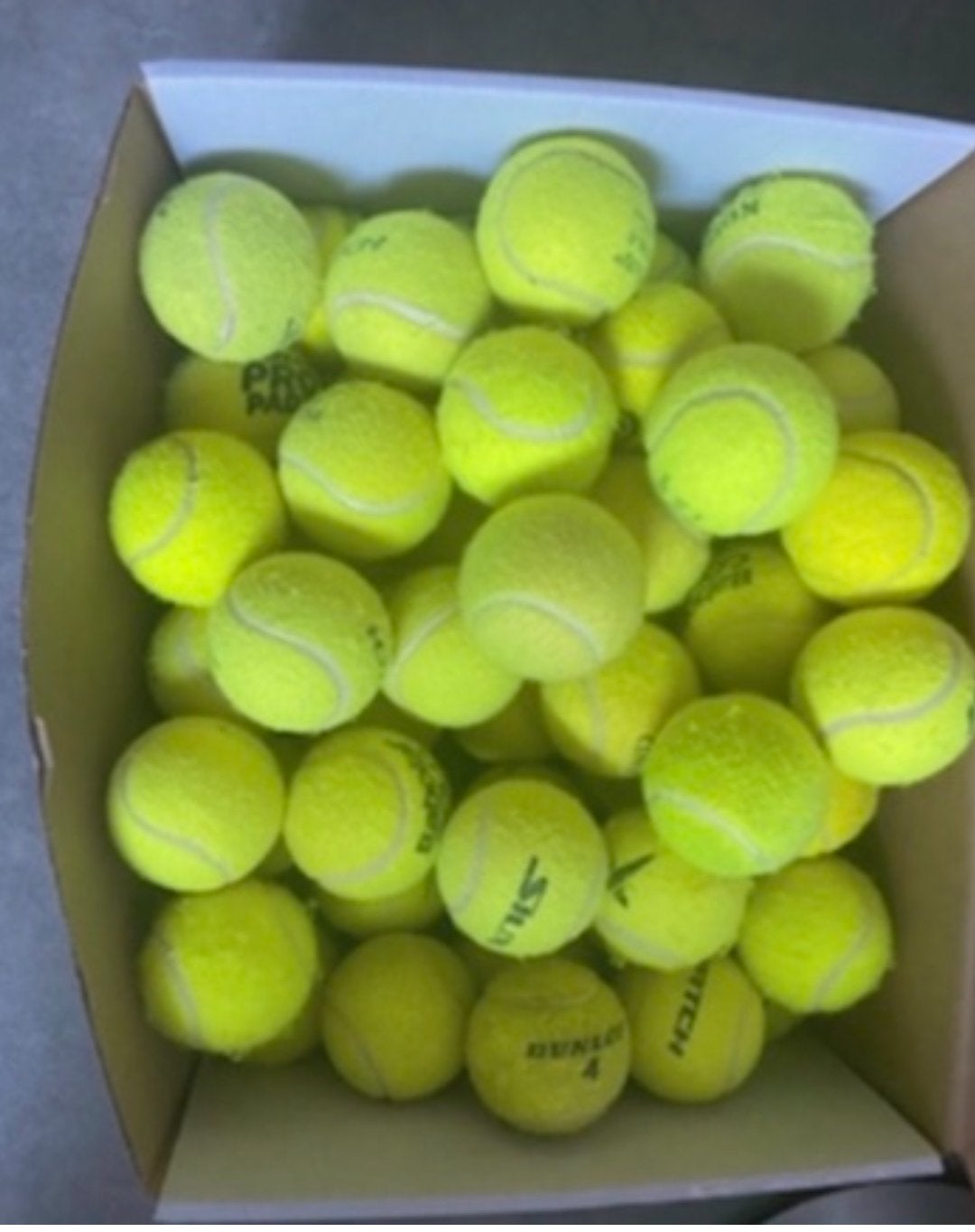 50 gebruikte tennis- en padelballen voor de hond, Verzenden, Gebruikt
