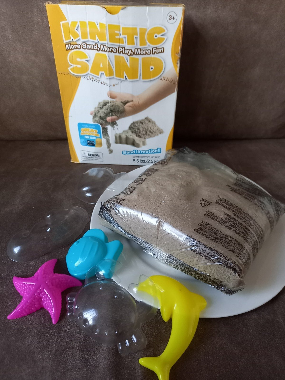 Kinetic sand + vormpjes / 2,3 kilo / Het zand voor binnen, Ophalen of Verzenden, Gebruikt, Jongen of Meisje