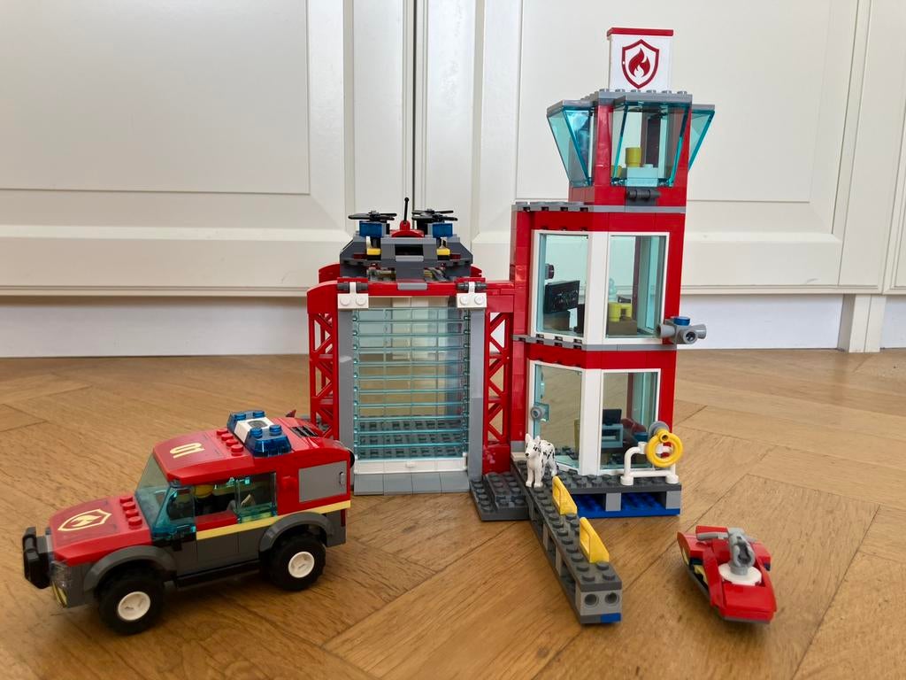 Lego brandweerkazerne 60215, Ophalen, City, Lego, Compleet