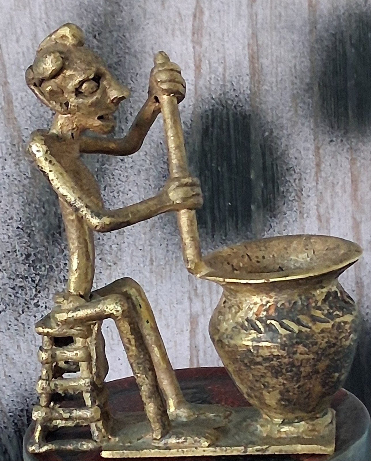 Afrikaanse dame met kookpot., Ophalen, Afrika, Goud, Handgemaakt