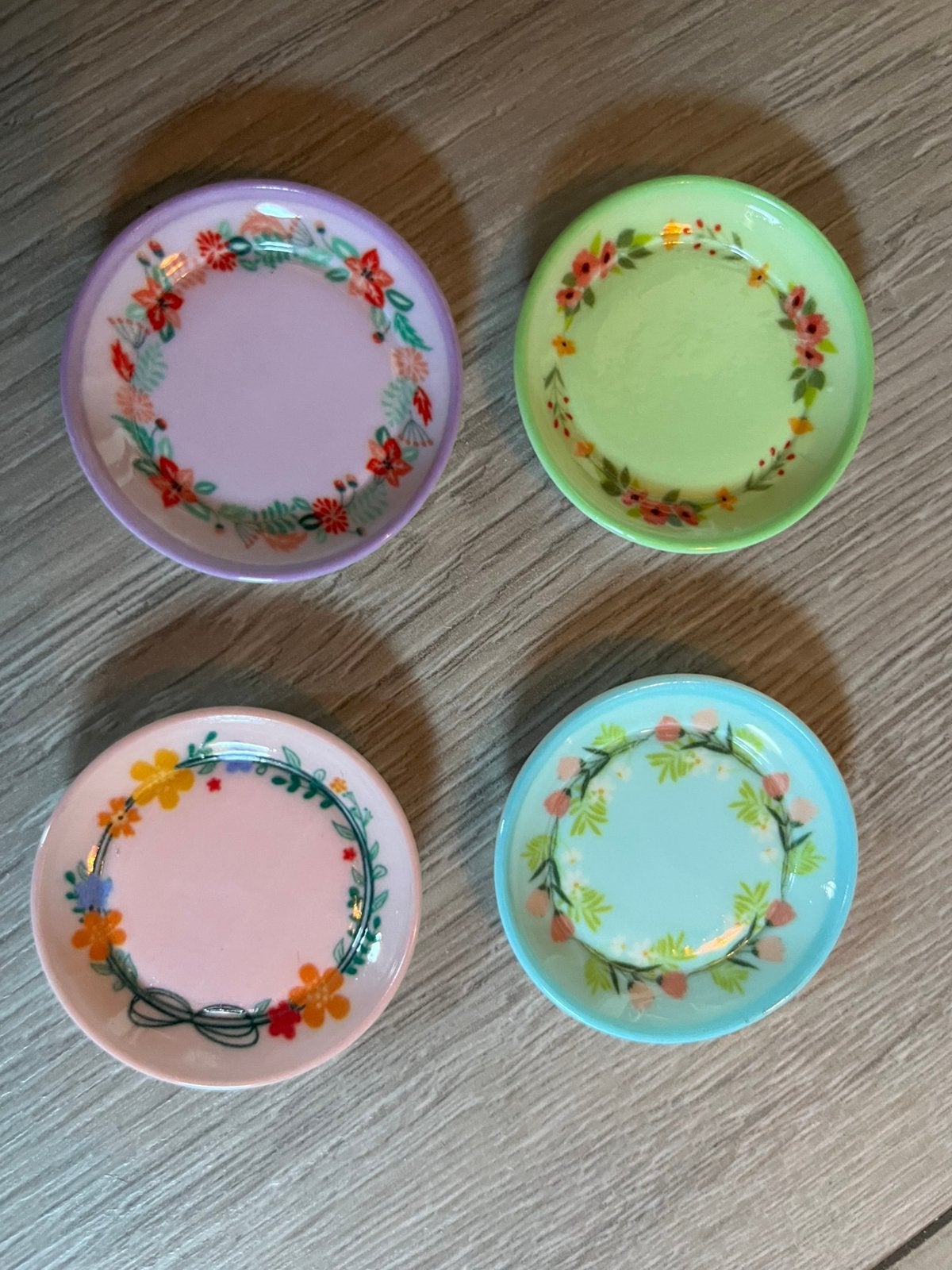 4 dinerborden incl verzenden, Ophalen, Nieuw, Poppenhuis