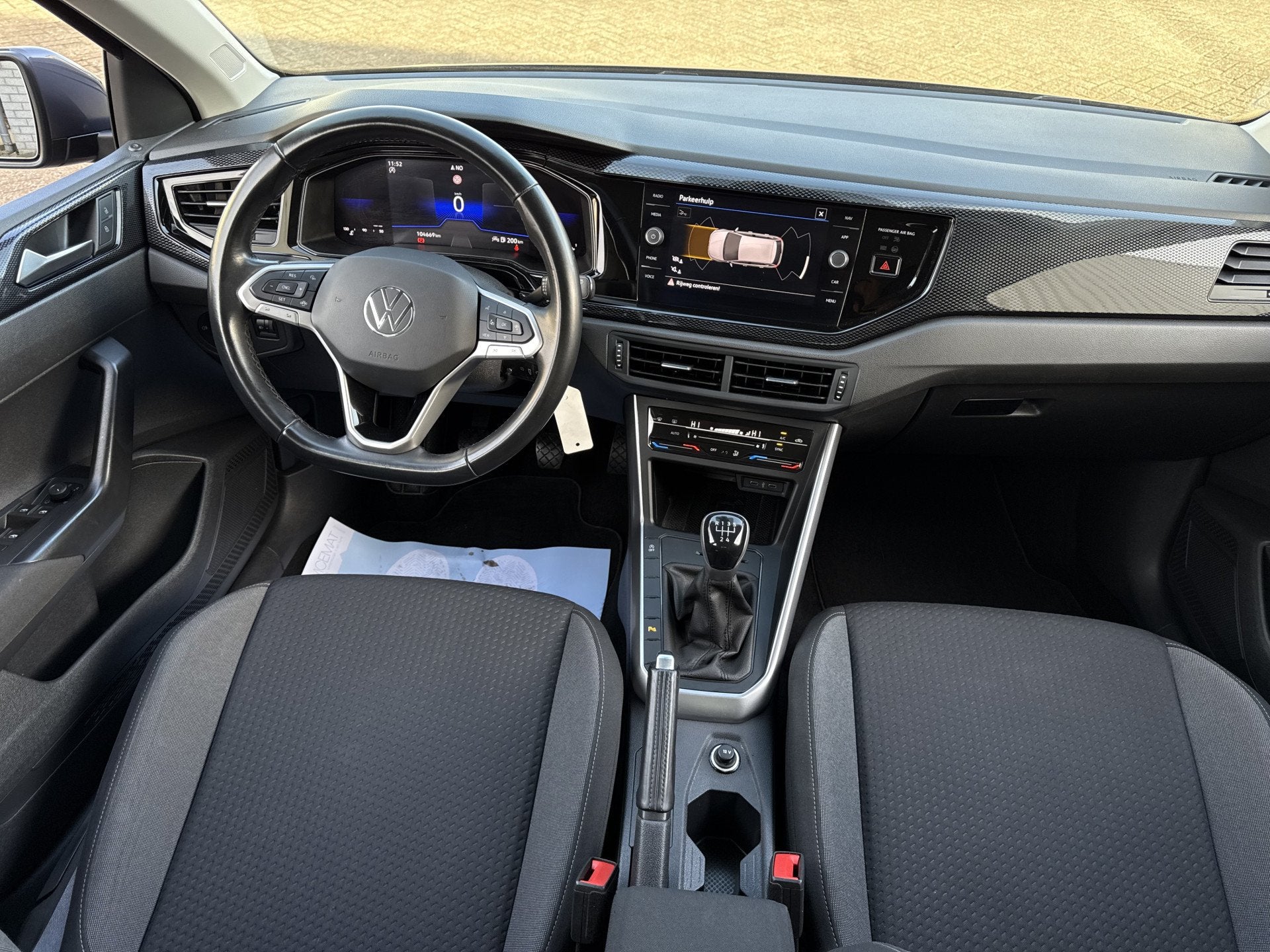 Volkswagen Polo 1.0 TSI Life Business (bj 2021), Voorwielaandrijving, Handgeschakeld, 19 km/l, 3 cilinders