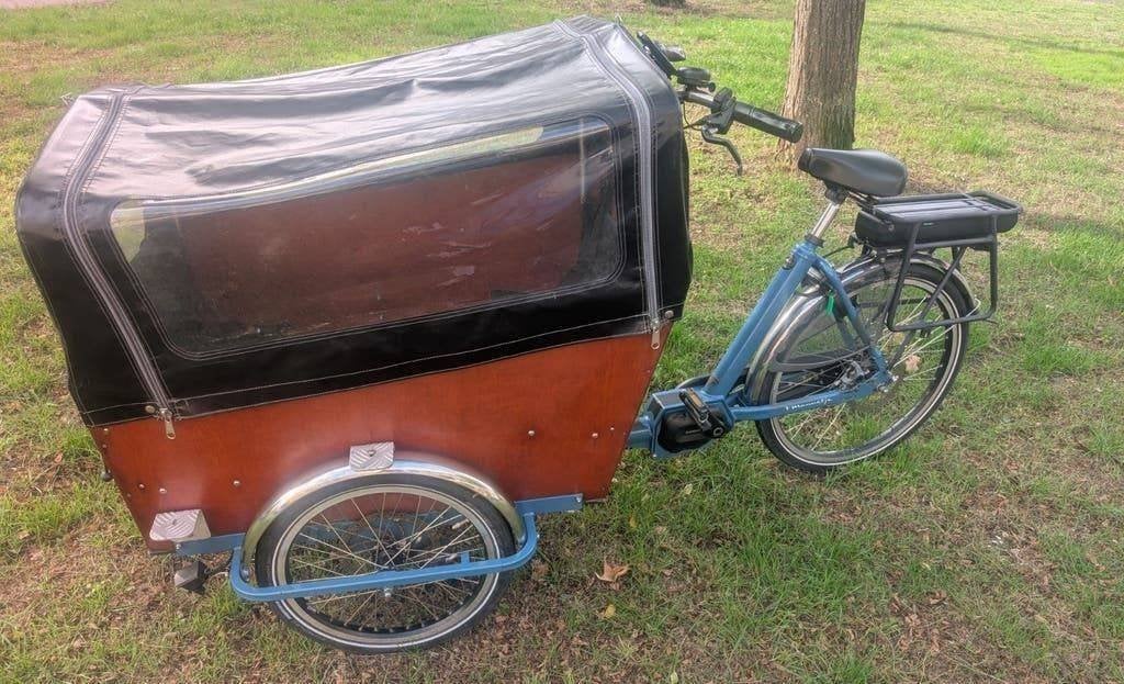 Bakfiets-nl Cargotrike (2828km) Narrow Classic Steps SS7 Mat, Fietsen en Brommers, Ophalen, Zo goed als nieuw, 4 kinderen of meer