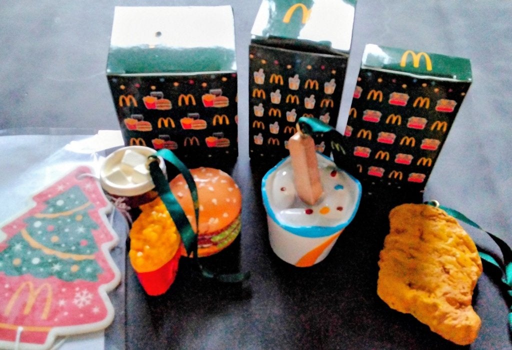 McDonalds kerstballen set compleet 2025, Ophalen of Verzenden, Zo goed als nieuw