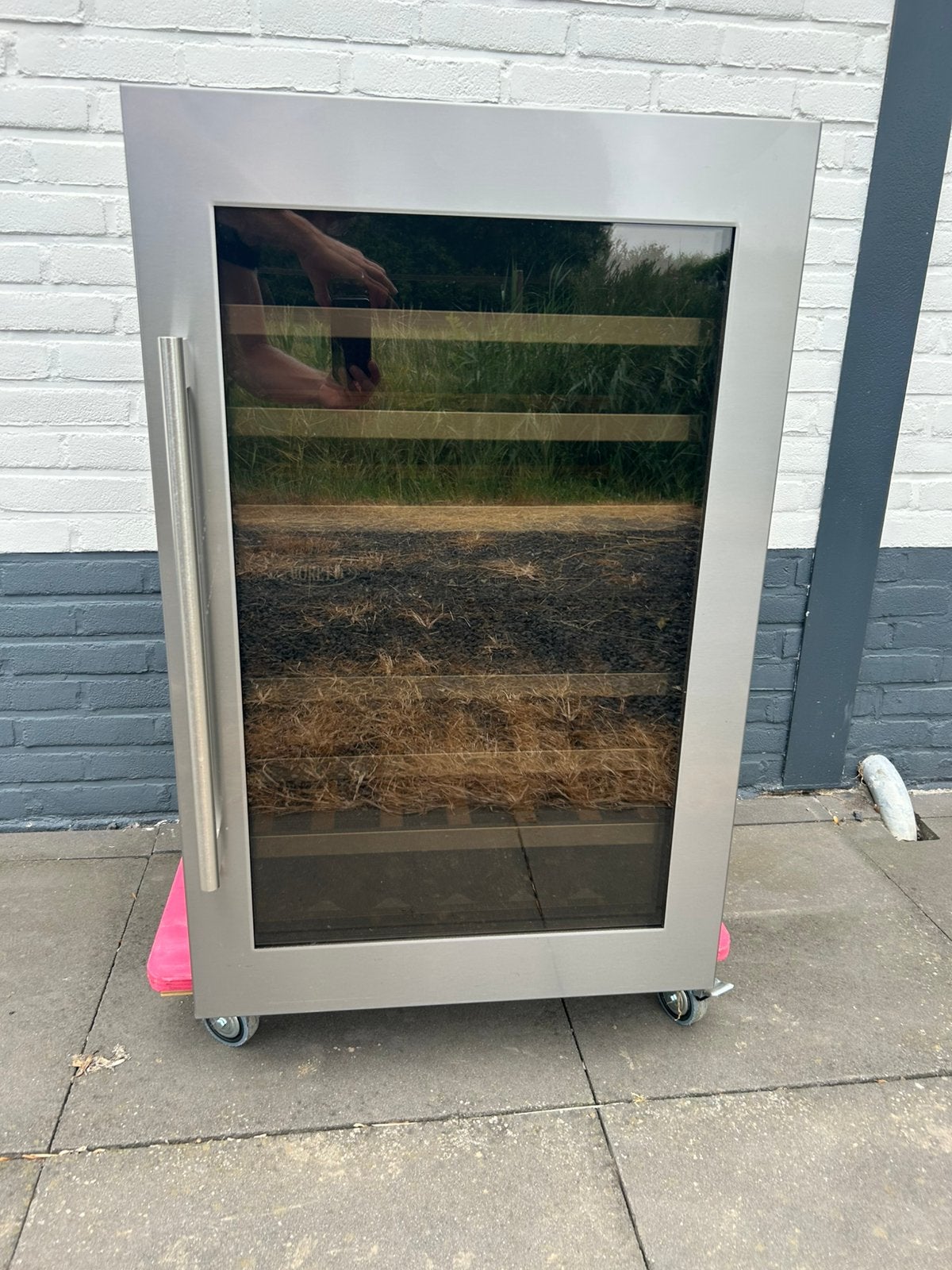 Borreti wijnkoelkast (defect), 60 cm of meer, Minder dan 75 liter, Ophalen, 85 tot 120 cm