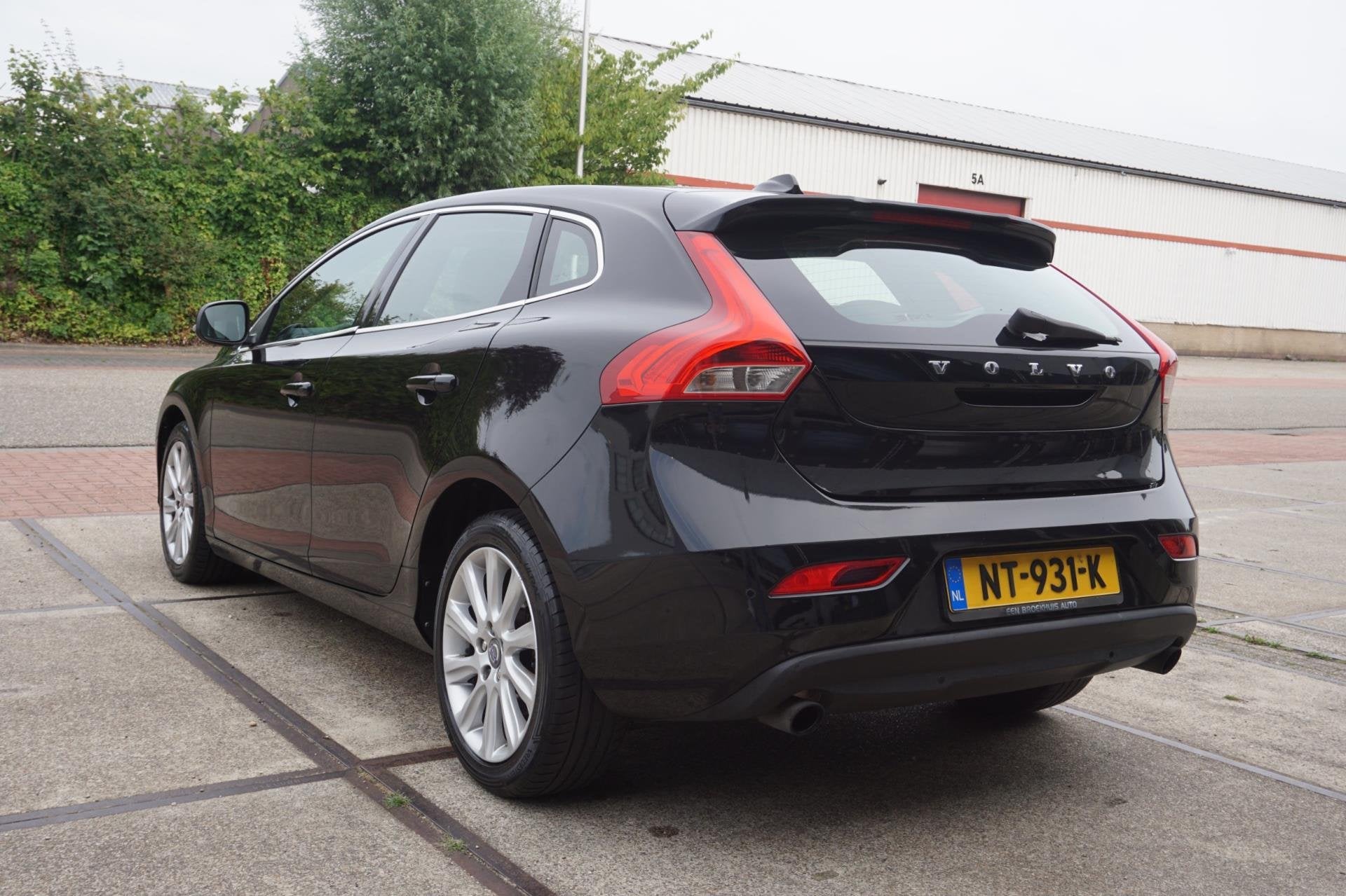 Volvo V40 Cross Country 2.0 D3 Summum, Stof, Gebruikt, 4 cilinders, Bedrijf