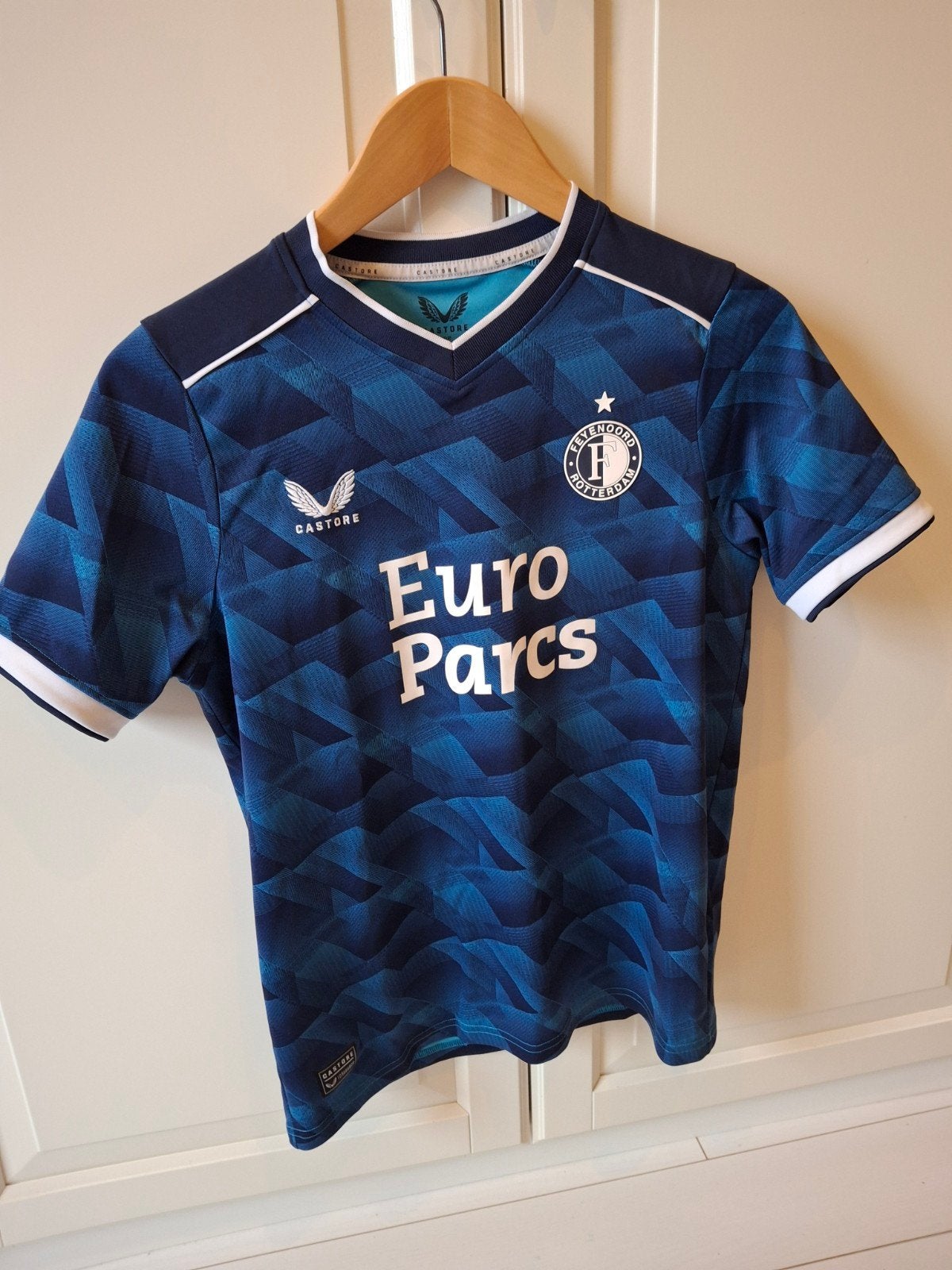 Feyenoord uitshirt 2023/2024 - Maat 164, Castore, Ophalen of Verzenden, Zo goed als nieuw, Shirt of Longsleeve