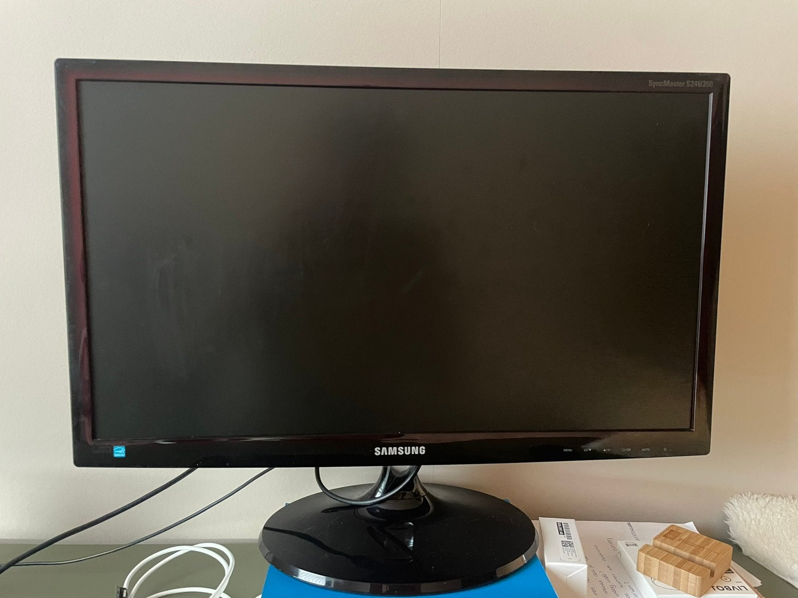 Monitor Toetsenbord en Muis, Computers en Software, HDMI, IPS, Full HD, Zo goed als nieuw