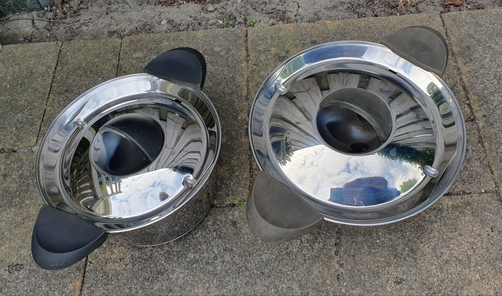 Q-linair pannenset - 2 RVS pannen met deksels, Gebruikt, Met deksel, Pannenset, Ophalen of Verzenden