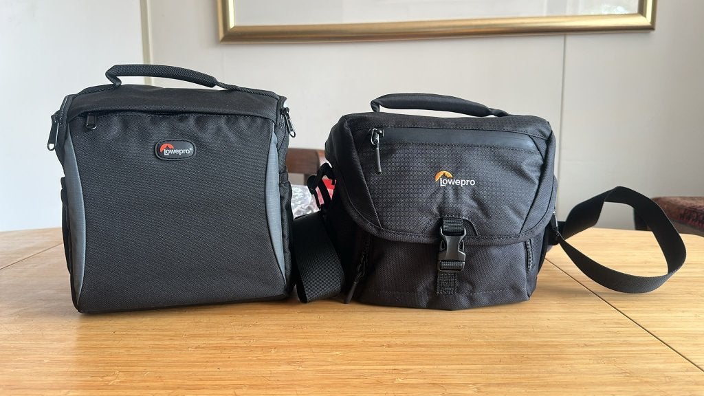 Lowepro Nova 160 AW II Zwart, Audio, Tv en Foto, Lowepro, Nieuw, Ophalen of Verzenden, Zwart