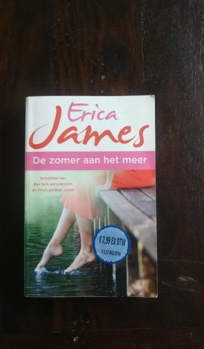 De Zomer aan het Meer, Erica James., Europa overig, Ophalen of Verzenden, Zo goed als nieuw, Erica James
