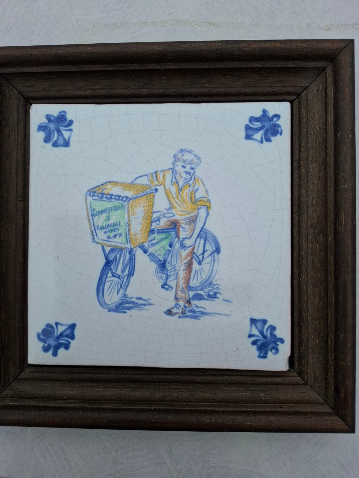 Replica 17e-eeuwse wandtegel 'De Swaen' met fietsjongen, Ophalen of Verzenden
