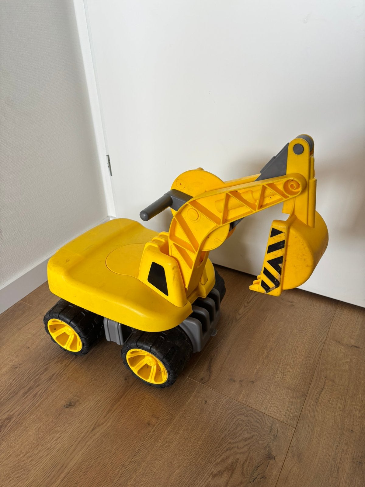 Graafmachine waar je op kunt zitten rijden, Ophalen of Verzenden, Zo goed als nieuw