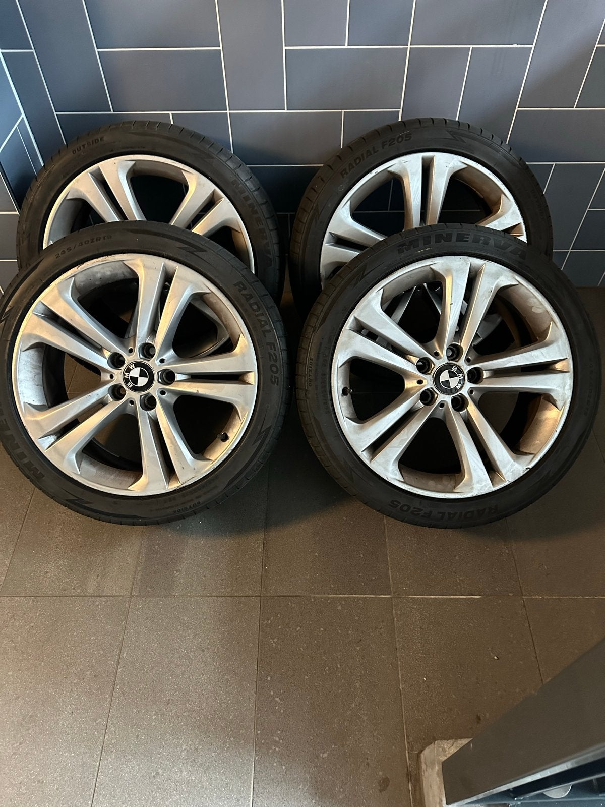 Originele BMW 19 inch breedset velgen E90 E91 E92 F10 F11, Auto-onderdelen, 19 inch, Gebruikt, Velg(en), 275 mm