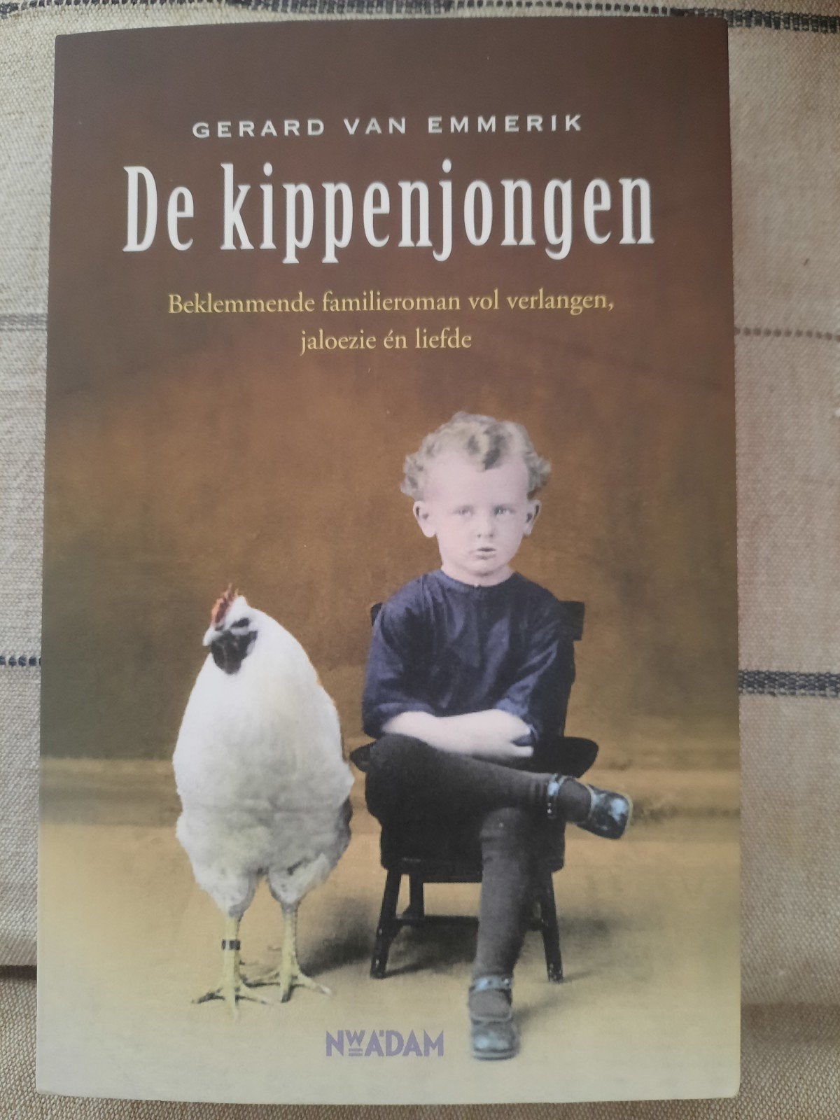 Gesigneerd boek Gerard van Emmerik - De kippenjongen, Ophalen of Verzenden, Zo goed als nieuw, Gerard van Emmerik