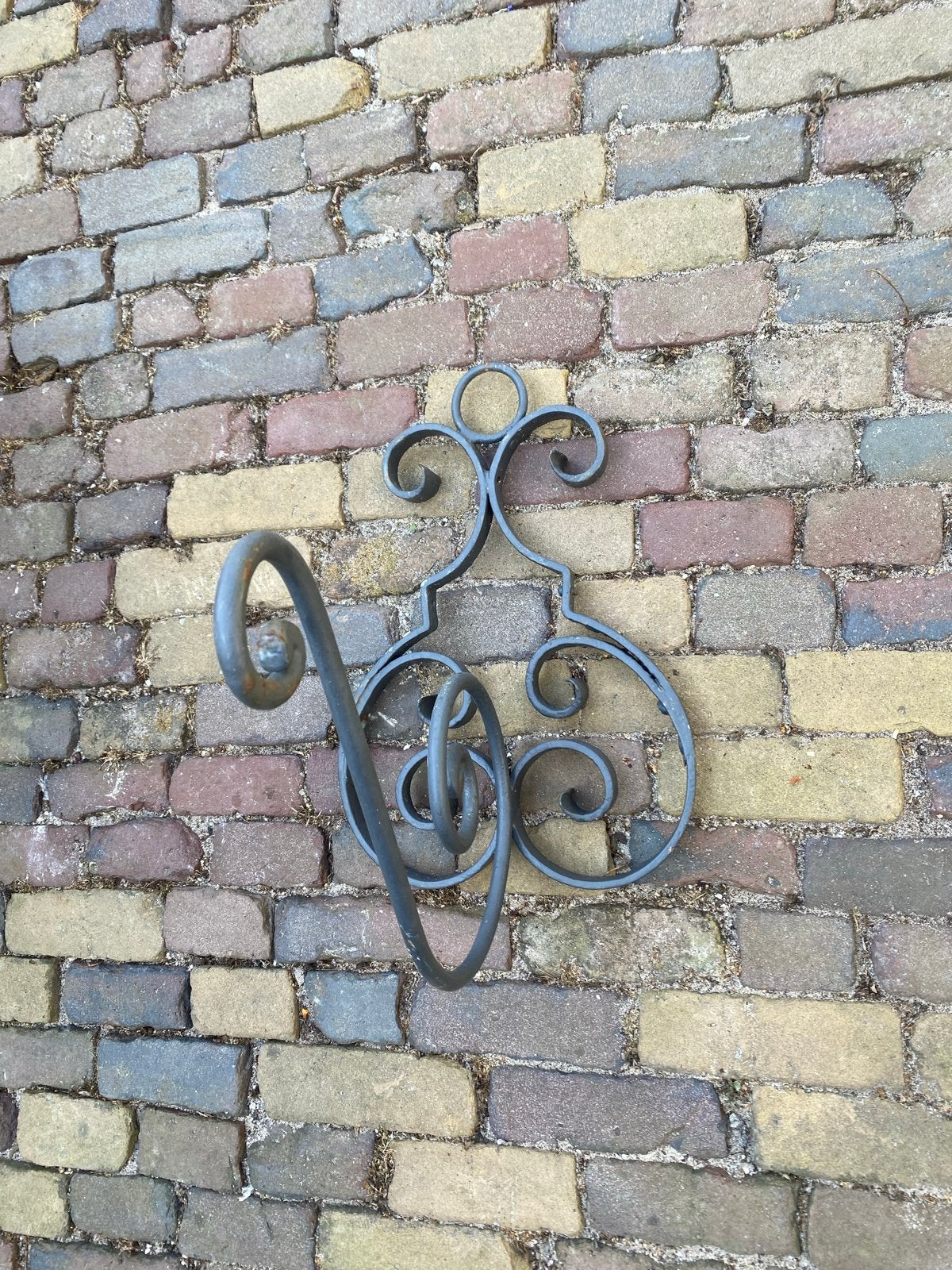 Smeedijzeten Wandhaak plantenhanger kruldesign, Ophalen