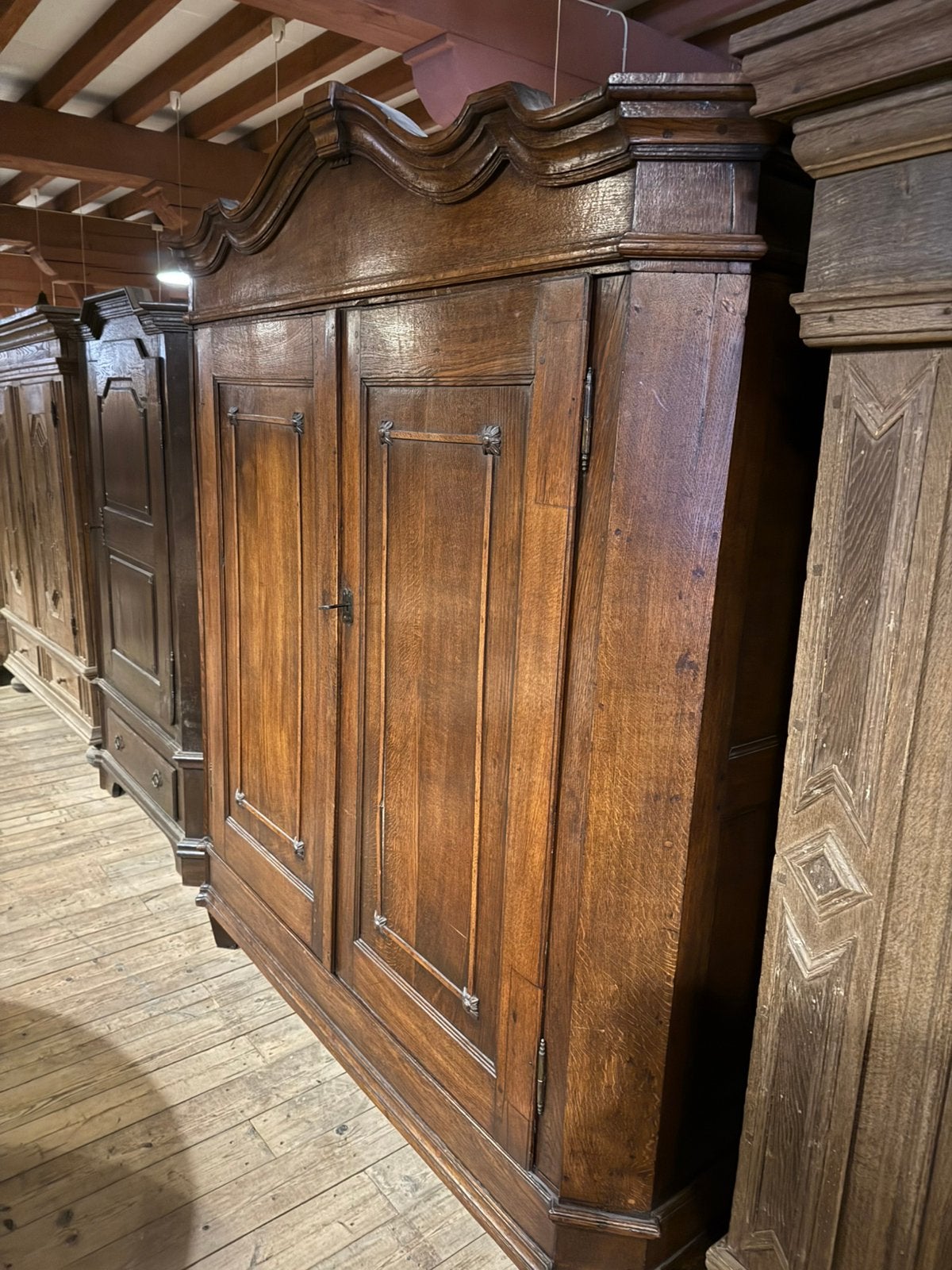 Antieke eiken kast 2 deurs en uitneembaar, Antiek en Kunst, Ophalen