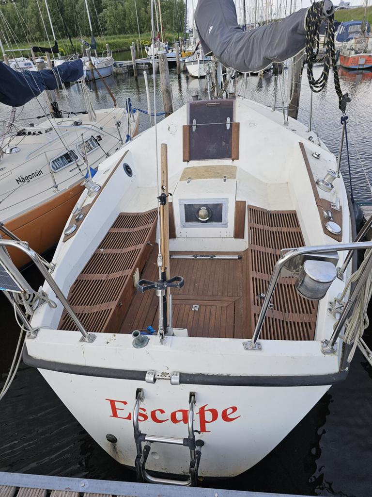 Heerlijke zeilboot Lohi 25, Ophalen, Diesel, Zo goed als nieuw, Buitenboordmotor