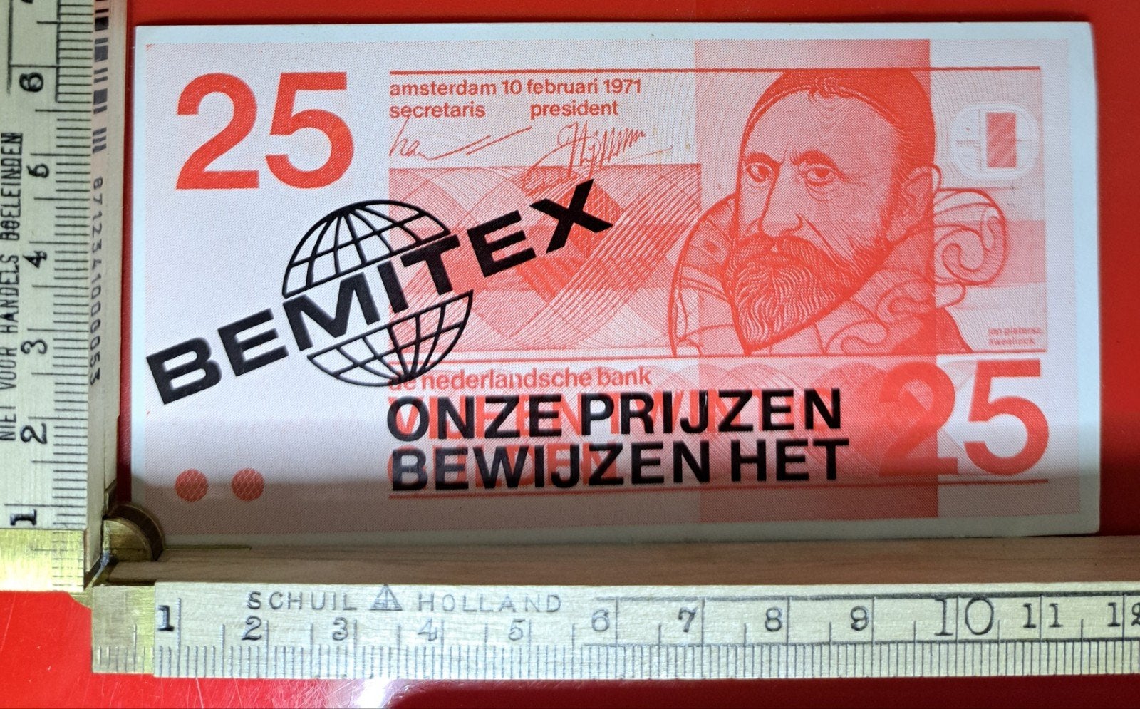Vintage sticker 25 Nederlandse gulden Bemitex logo, Ophalen of Verzenden, Zo goed als nieuw, Bedrijf of Vereniging