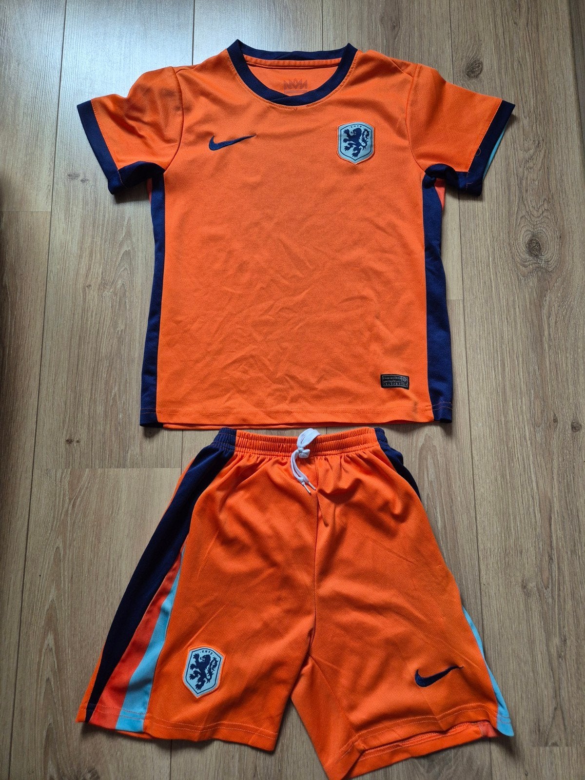 Oranje Nike voetbaltenue maat 140, Gebruikt, Ophalen of Verzenden, Setje, Nike