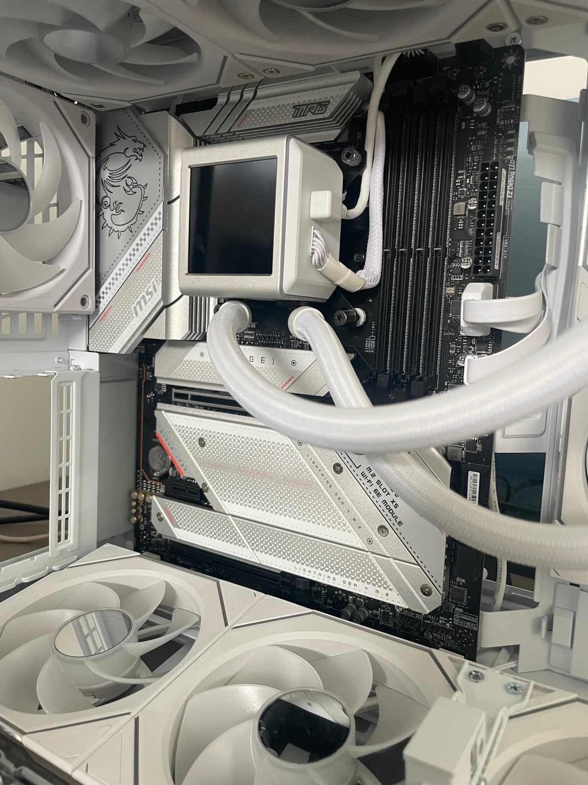 MSI MPG Z790 Edge WIFI LGA-1700, Ophalen of Verzenden, Zo goed als nieuw, Intel, DDR5