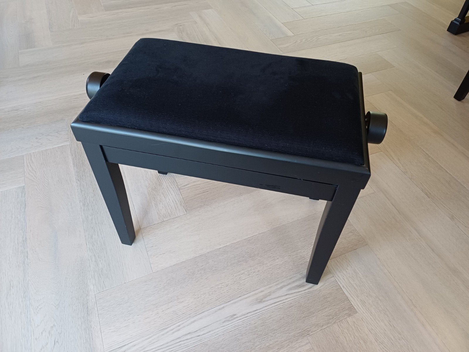 Mooie verstelbare Beethoven pianokruk