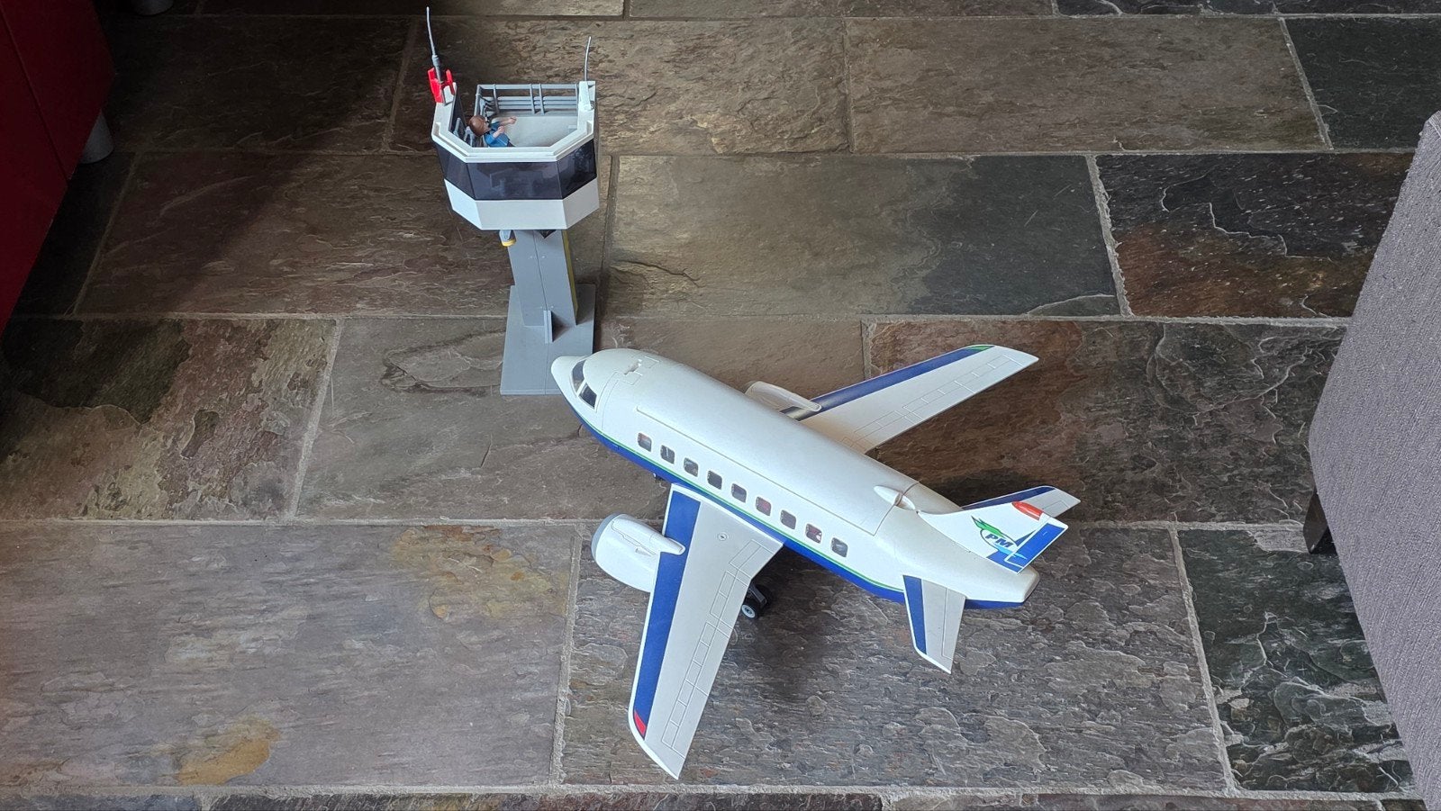 Playmobil Vliegtuig met verkeerstoren, Ophalen, Gebruikt