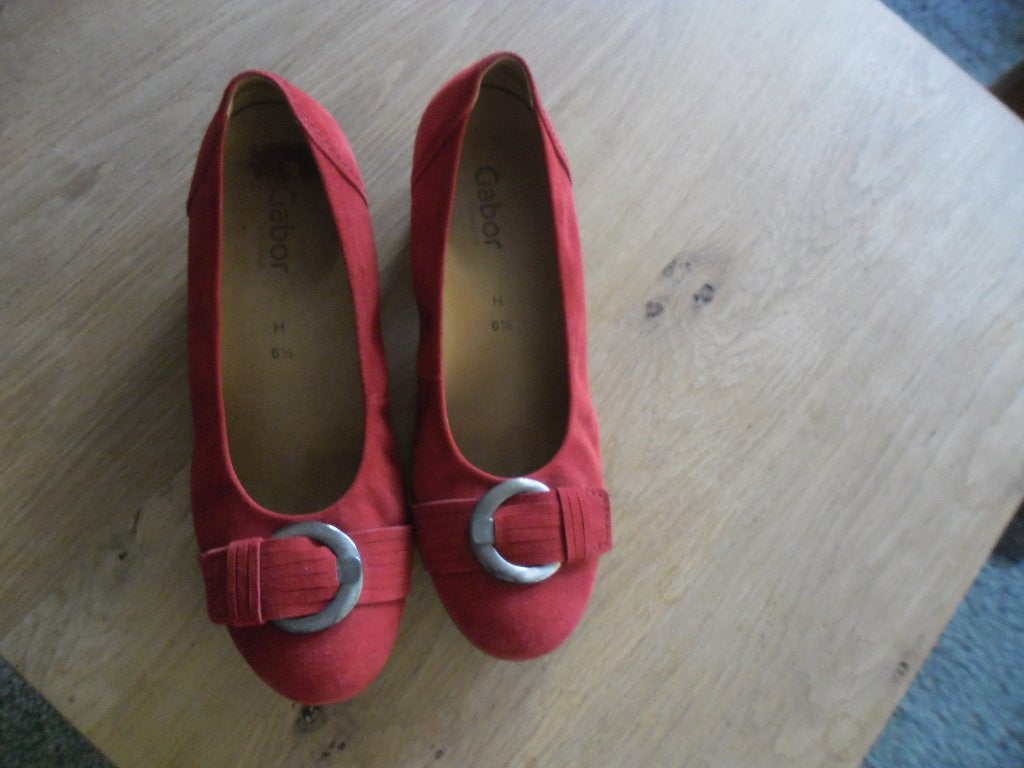 z.g.a.n. gabor dames schoenen Maat 39,5 Wijdte G, Gabor, Ophalen of Verzenden, Rood, Sneakers of Gympen