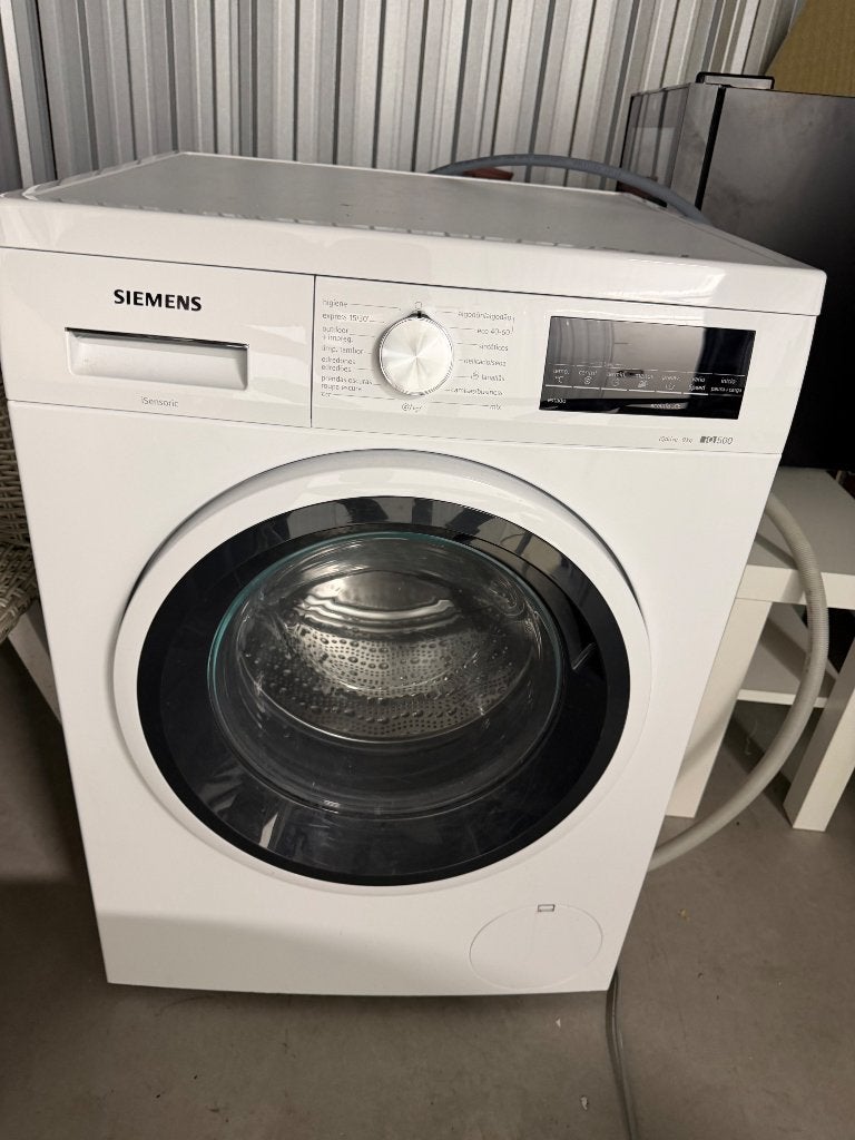 Wasmachine, Ophalen, 1200 tot 1600 toeren, Gebruikt, 8 tot 10 kg